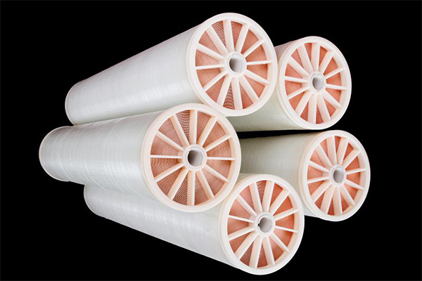 反滲透膜發(fā)生膠體顆粒阻塞污染的原因有哪些？